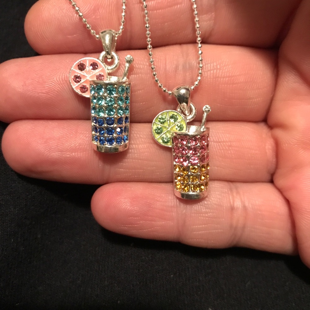 Super cute necklace!